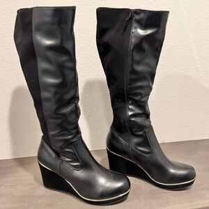 Elegant Black Wedge Boots